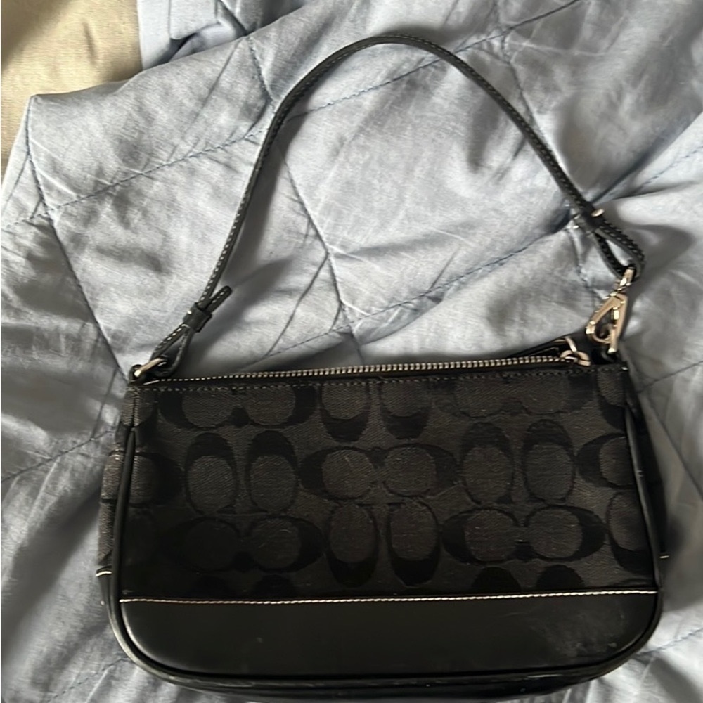 PRE-owned vintage Coach shoulder bag